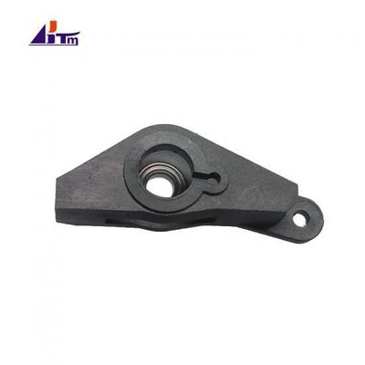 ATM Parts NCR S2 Carriage Lower Linkage Drive Mount 445-0761208-177 445-0757915 การขับขี่รถยนต์