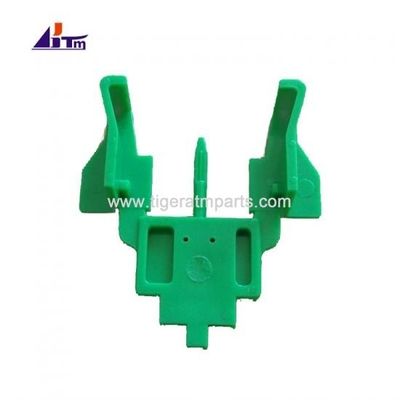 ATM อะไหล่ NCR เงินสด คาเซ็ตอะไหล่ สีเขียว Pawl Pusher 445-0590338